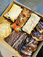 Cheesecake Extras Box