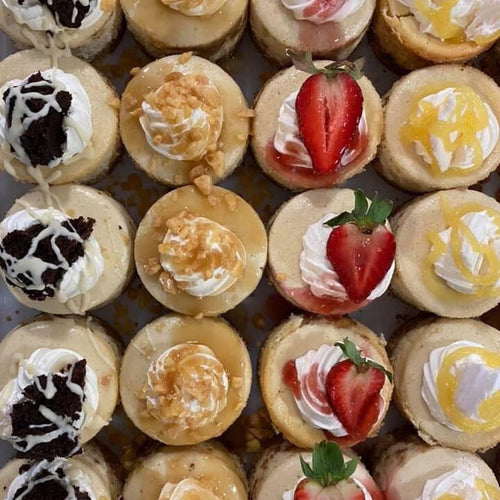 4 x Mini Baked American Style Cheesecake Box